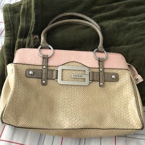 Brand new Guess purse